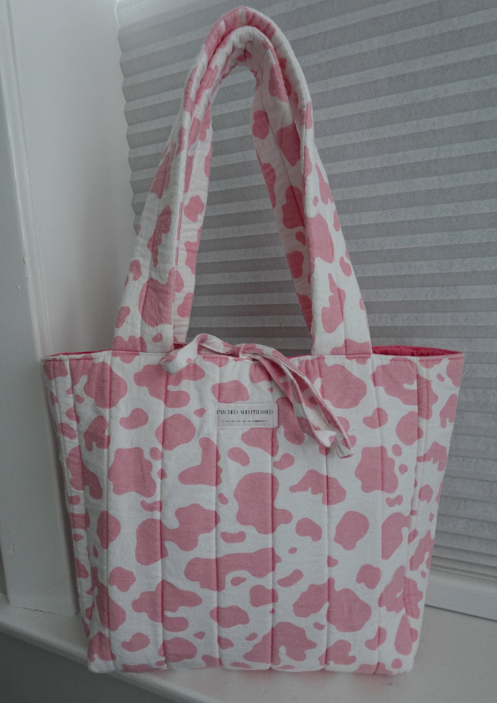 Priscilla - Medium Tote Bag