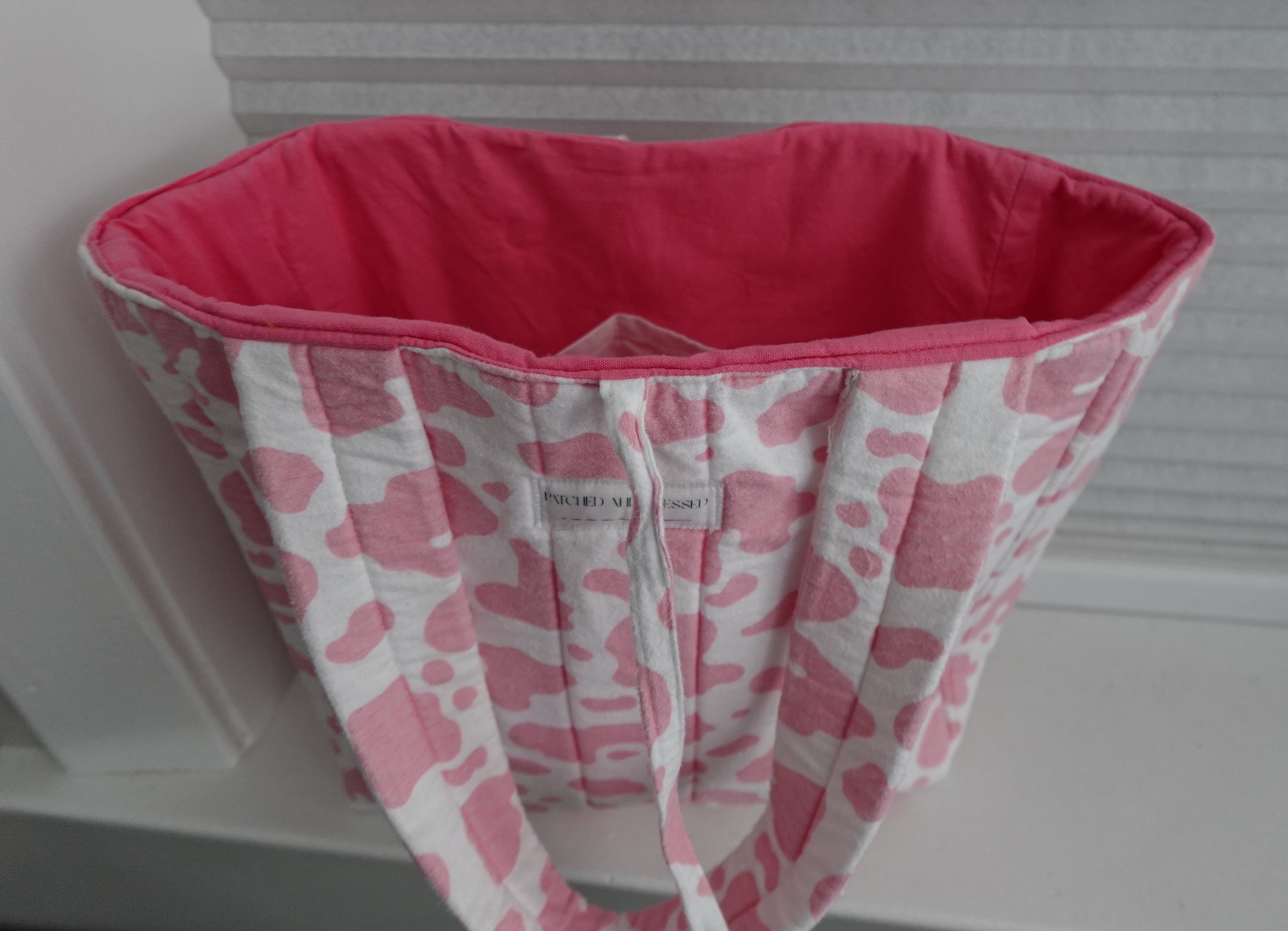 Priscilla - Medium Tote Bag